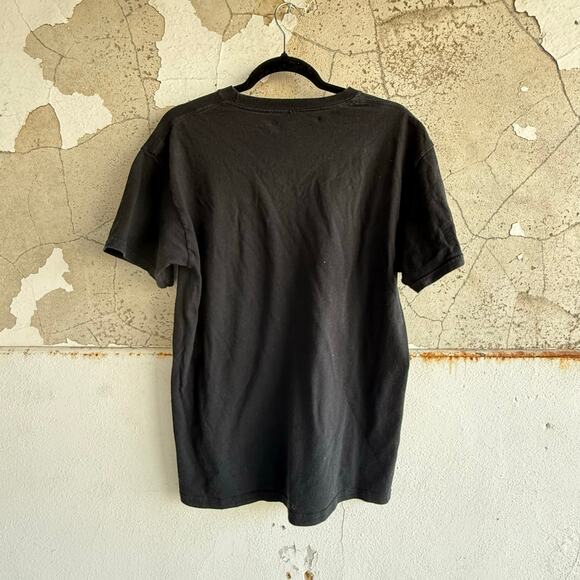 Beatles T Shirt Graphic Logo Band Tee Distressed Black Classic RockUnisex M - Picture 4 of 4